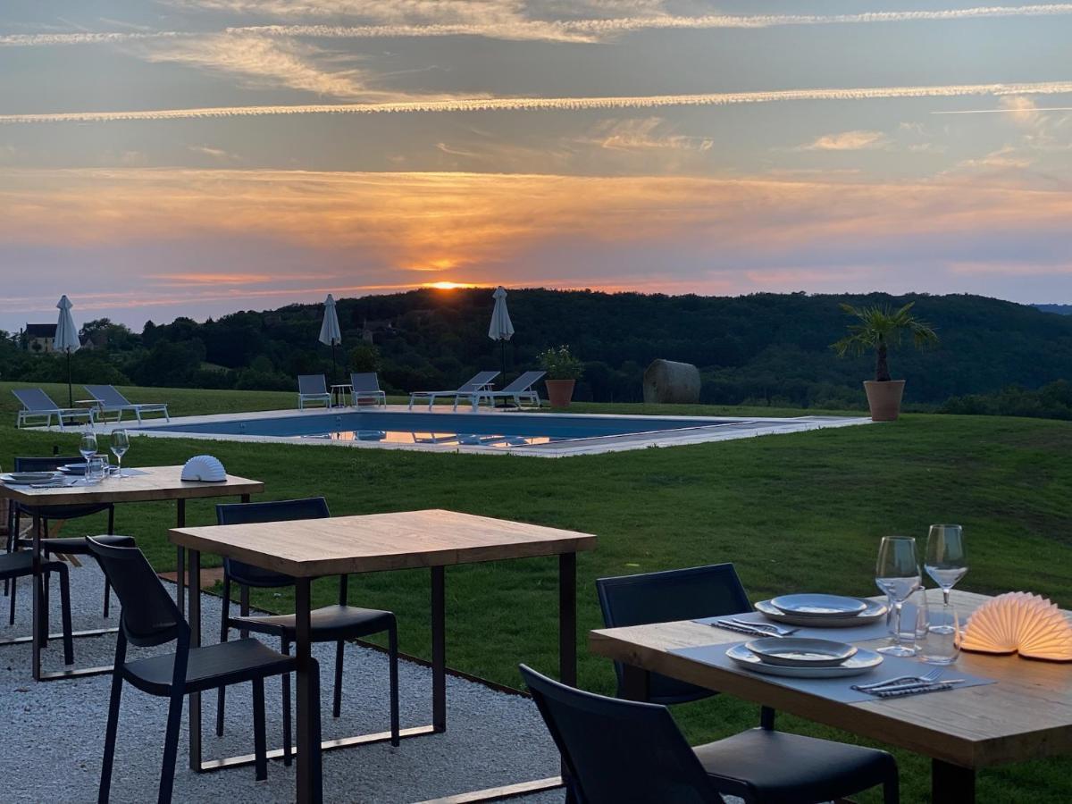 Domaine De Cazal - Chambres D'Hotes Avec Piscine Au Coeur De 26 Hectares De Nature Preservee Сен-Сіпріян Екстер'єр фото