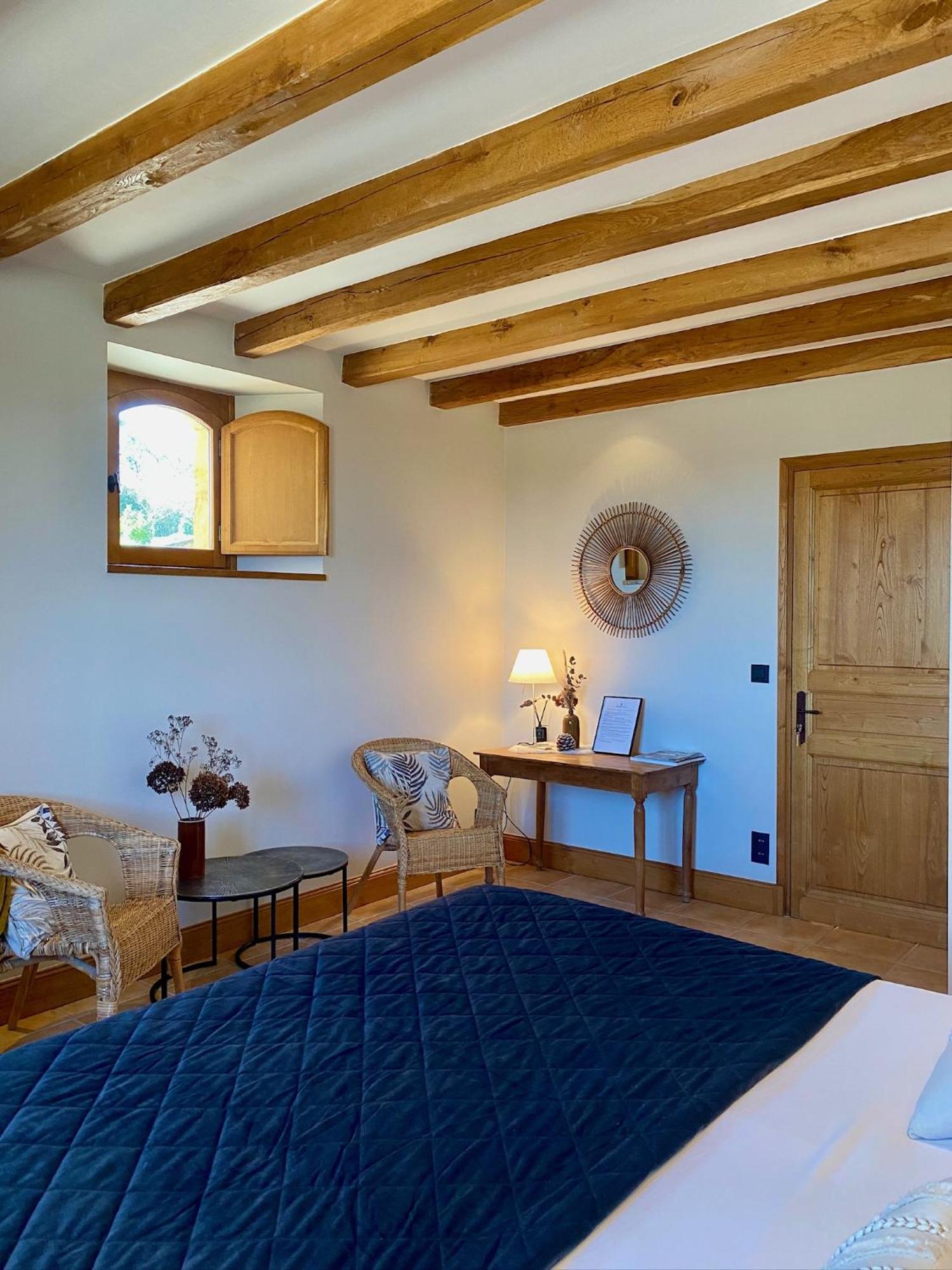 Domaine De Cazal - Chambres D'Hotes Avec Piscine Au Coeur De 26 Hectares De Nature Preservee Сен-Сіпріян Екстер'єр фото